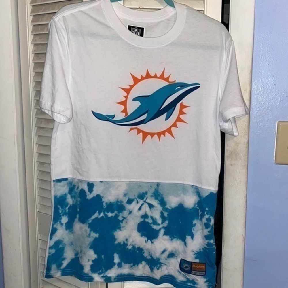 Miami dolphins t shirt